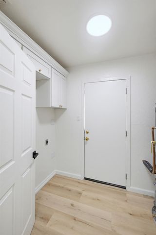 3932 Whitney Ave, Sacramento, CA 95821