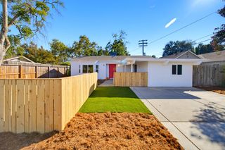 3932 Whitney Ave, Sacramento, CA 95821