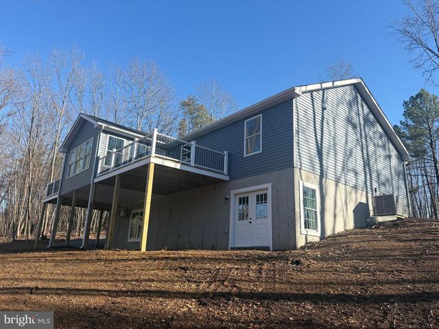 256 ROUNDTOP LN, Berkeley Springs, WV 25411