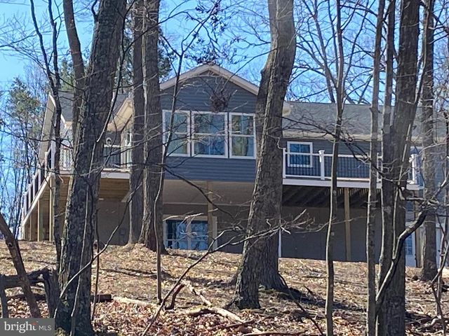 256 ROUNDTOP LN, Berkeley Springs, WV 25411