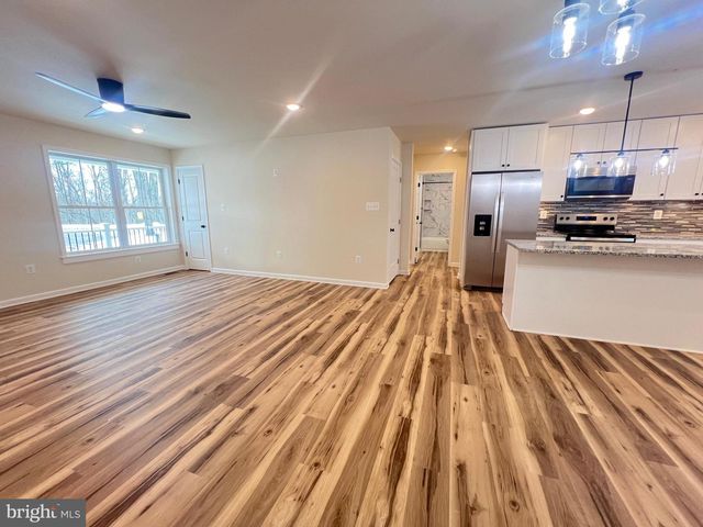 256 ROUNDTOP LN, Berkeley Springs, WV 25411