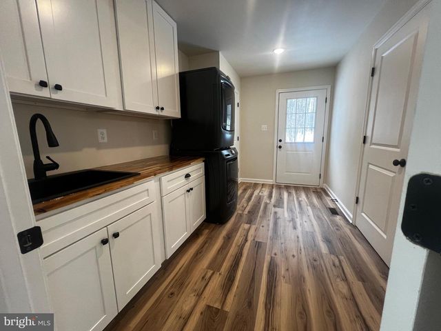 256 ROUNDTOP LN, Berkeley Springs, WV 25411