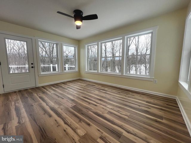 256 ROUNDTOP LN, Berkeley Springs, WV 25411