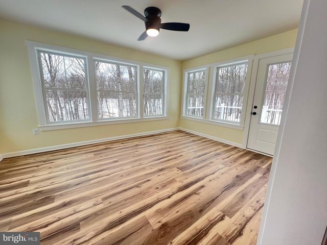 256 ROUNDTOP LN, Berkeley Springs, WV 25411