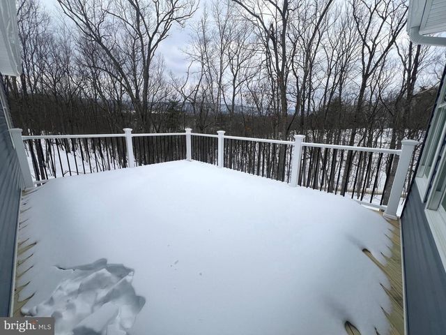 256 ROUNDTOP LN, Berkeley Springs, WV 25411