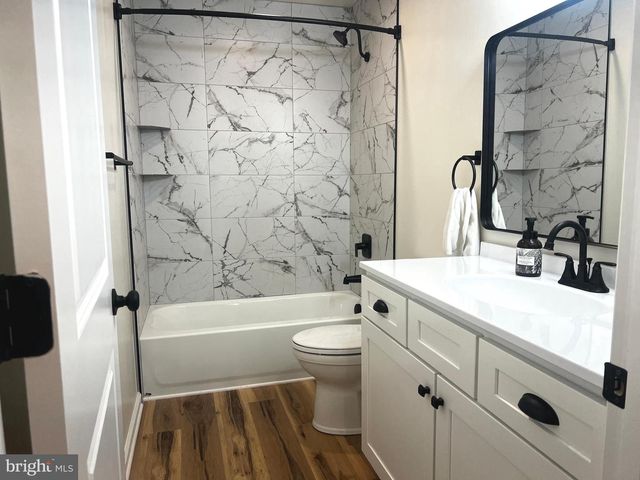 256 ROUNDTOP LN, Berkeley Springs, WV 25411