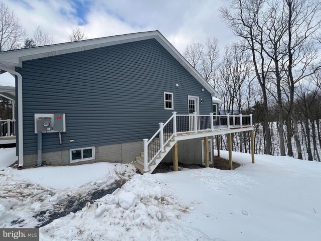 256 ROUNDTOP LN, Berkeley Springs, WV 25411