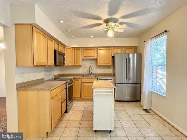 105 STAUNTON CT, Stafford, VA 22554