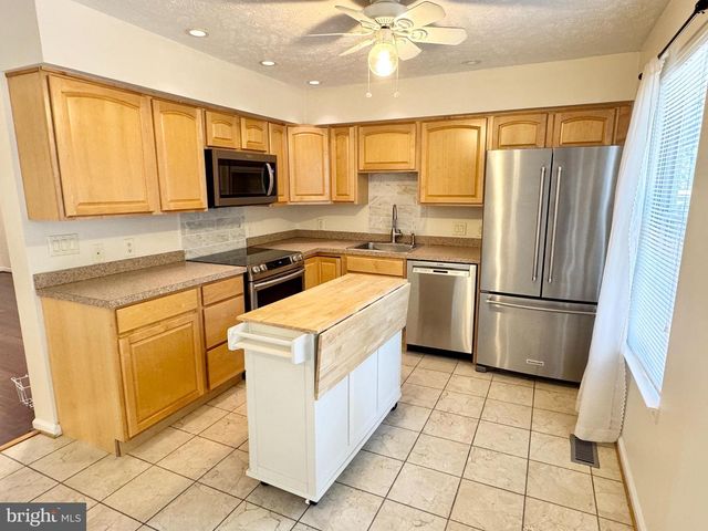 105 STAUNTON CT, Stafford, VA 22554