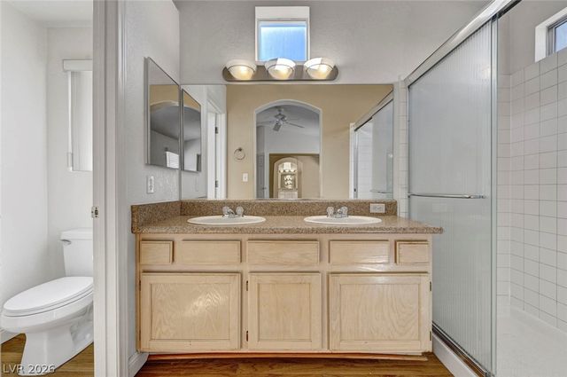 7913 Pottery Creek Drive, Las Vegas, NV 89128