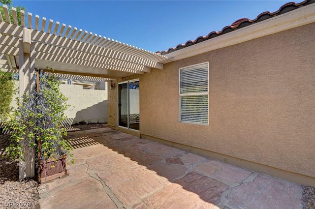 7913 Pottery Creek Drive, Las Vegas, NV 89128