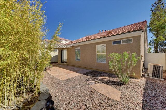 7913 Pottery Creek Drive, Las Vegas, NV 89128