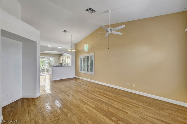 7913 Pottery Creek Drive, Las Vegas, NV 89128