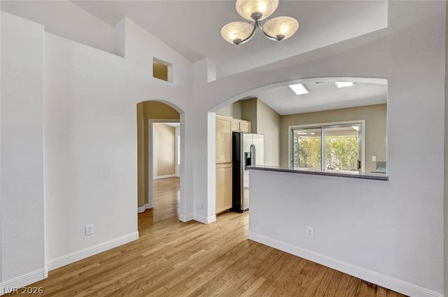 7913 Pottery Creek Drive, Las Vegas, NV 89128
