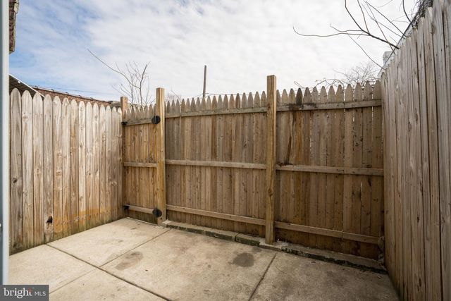 2643 N MASCHER ST, Philadelphia, PA 19133