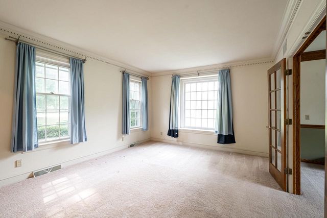 11723 N Bridgewater DRIVE, Mequon, WI 53092