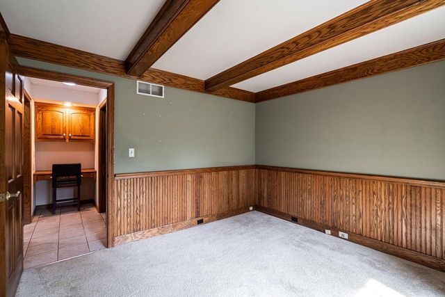 11723 N Bridgewater DRIVE, Mequon, WI 53092