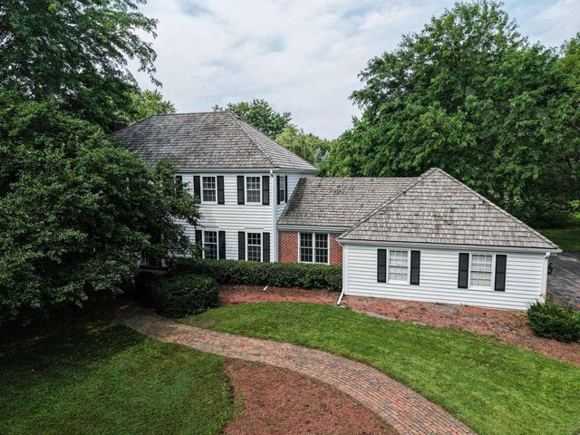 11723 N Bridgewater DRIVE, Mequon, WI 53092
