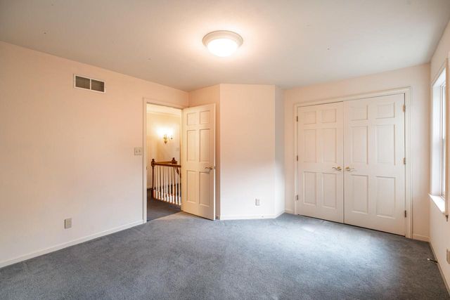 11723 N Bridgewater DRIVE, Mequon, WI 53092