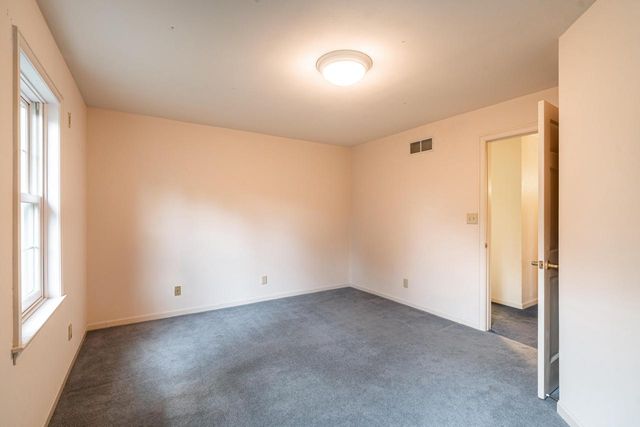 11723 N Bridgewater DRIVE, Mequon, WI 53092
