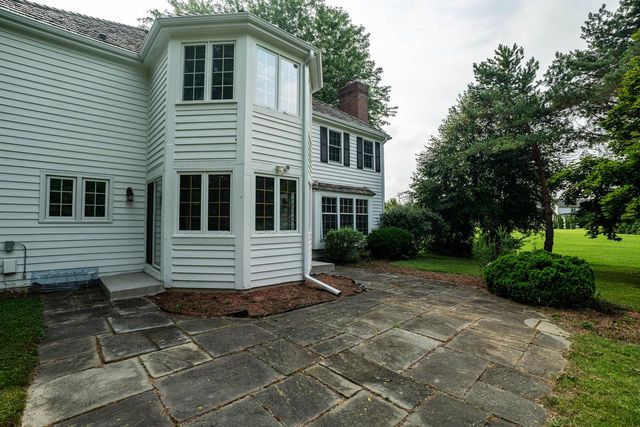 11723 N Bridgewater DRIVE, Mequon, WI 53092