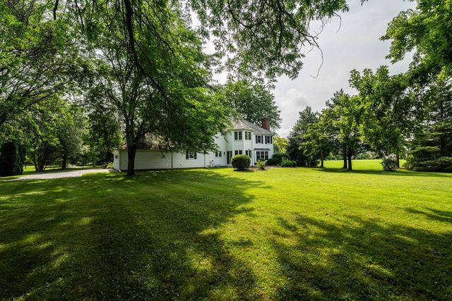 11723 N Bridgewater DRIVE, Mequon, WI 53092