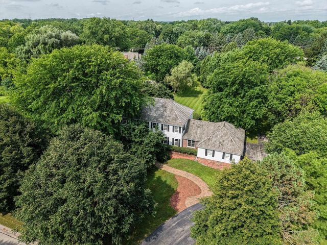 11723 N Bridgewater DRIVE, Mequon, WI 53092
