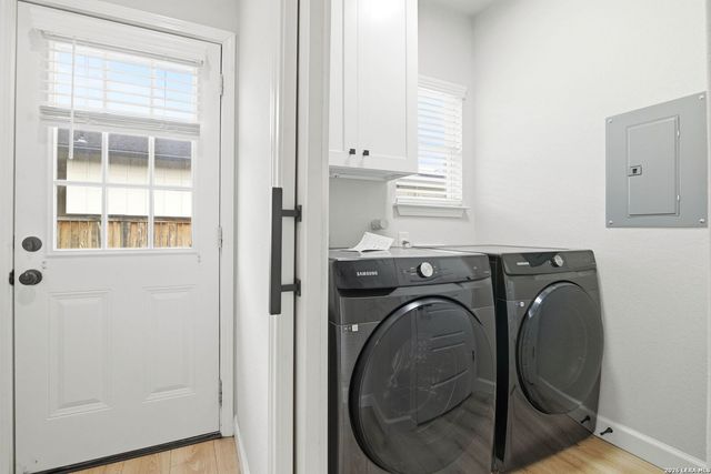 239 Porter St, San Antonio, TX 78210