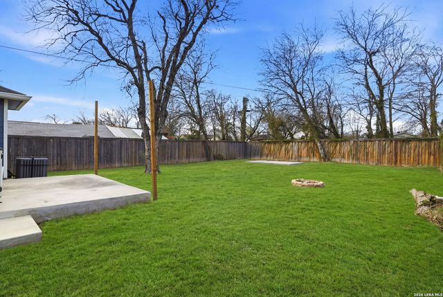 239 Porter St, San Antonio, TX 78210