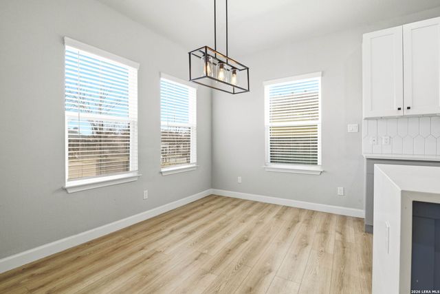 239 Porter St, San Antonio, TX 78210