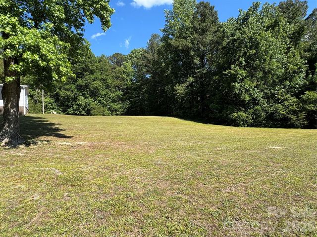 365 Deberry Road, Mount Gilead, NC 27306