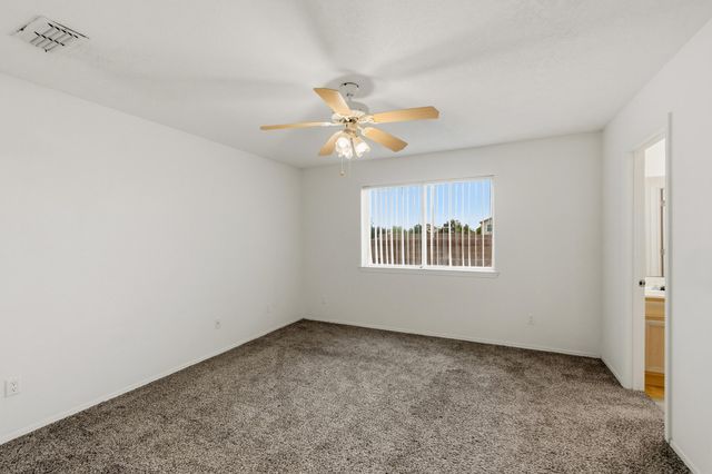 10212 Country Sage Court NW, Albuquerque, NM 87114