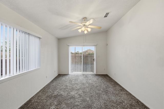 10212 Country Sage Court NW, Albuquerque, NM 87114