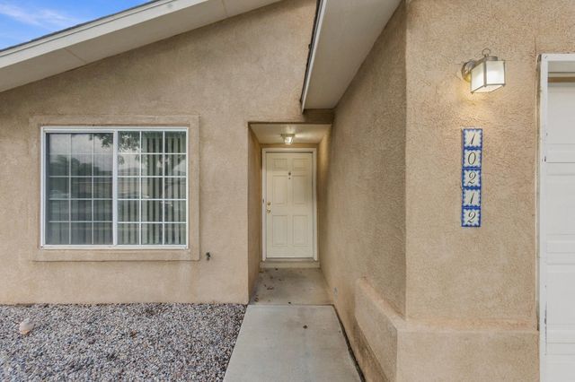 10212 Country Sage Court NW, Albuquerque, NM 87114