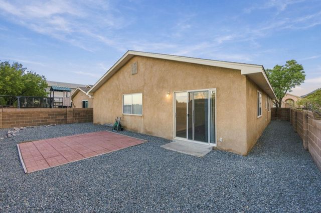 10212 Country Sage Court NW, Albuquerque, NM 87114