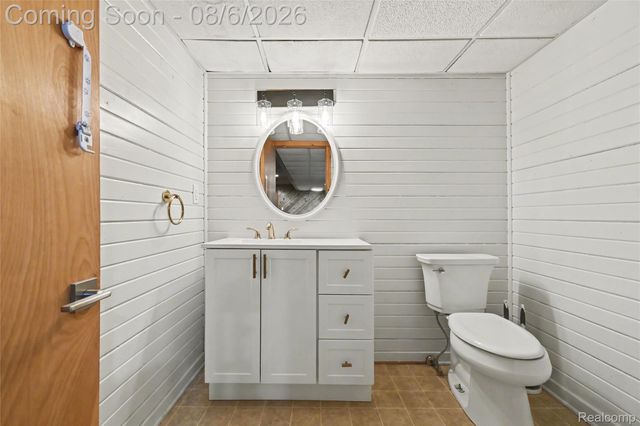 100 N Latson Road, Oceola Township, MI 48843