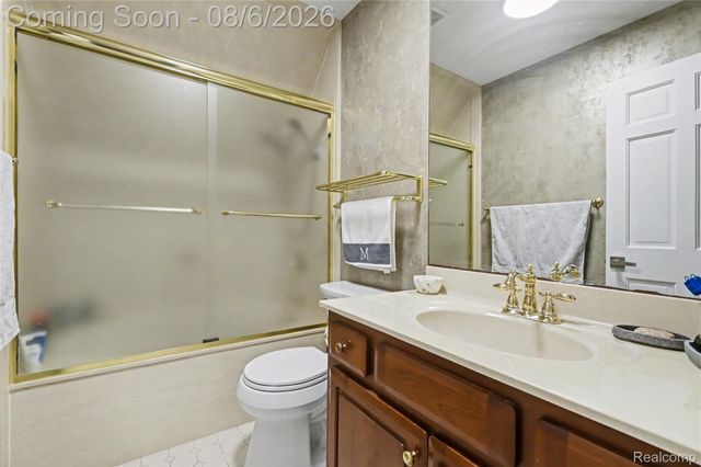 100 N Latson Road, Oceola Township, MI 48843