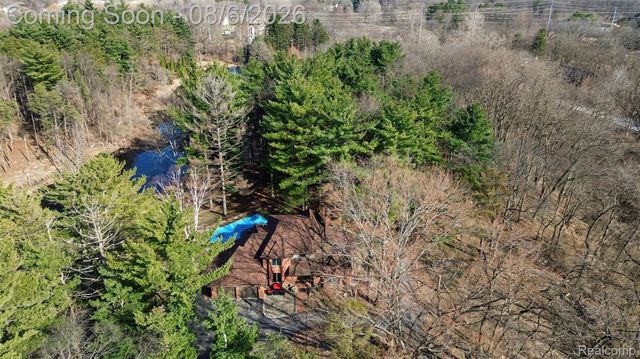 100 N Latson Road, Oceola Township, MI 48843