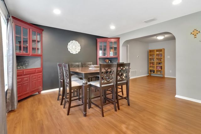 3222 Restview St., Longview, TX 75604