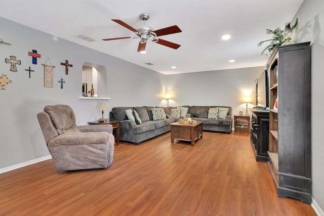 3222 Restview St., Longview, TX 75604