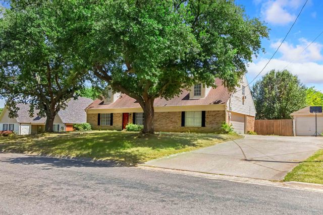 3222 Restview St., Longview, TX 75604
