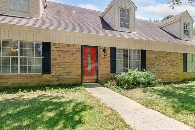 3222 Restview St., Longview, TX 75604