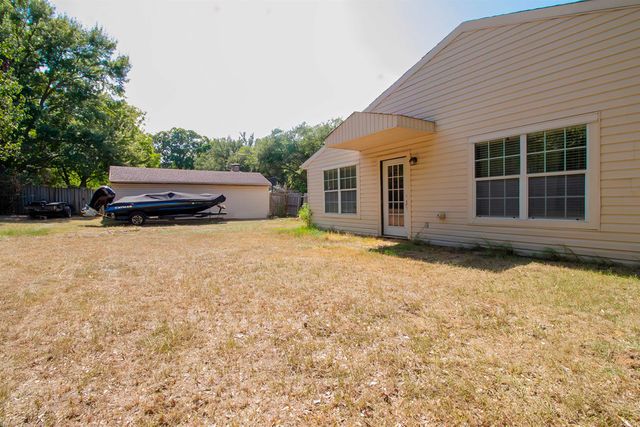 3222 Restview St., Longview, TX 75604