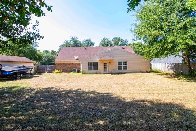 3222 Restview St., Longview, TX 75604
