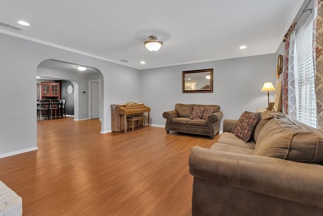 3222 Restview St., Longview, TX 75604