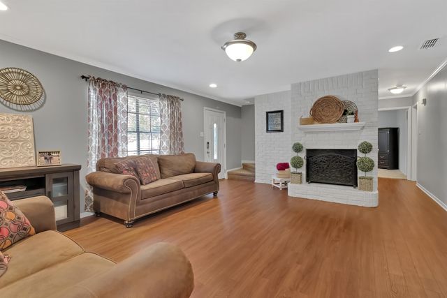 3222 Restview St., Longview, TX 75604