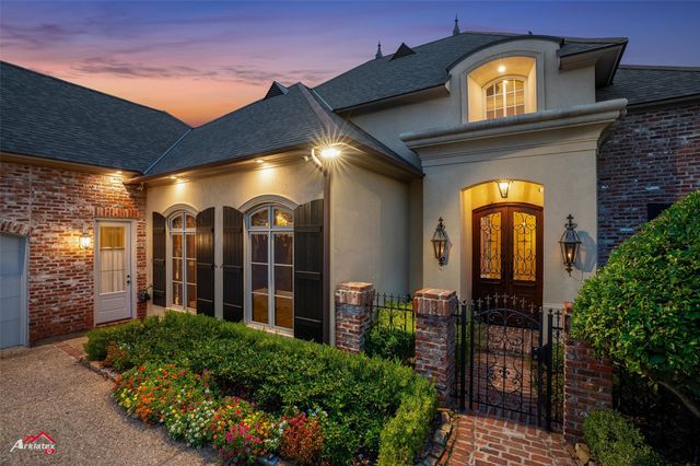 105 Calais Court, Bossier City, LA 71111