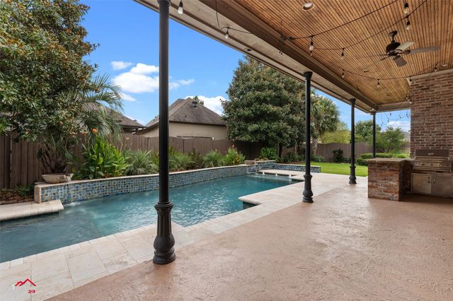 105 Calais Court, Bossier City, LA 71111