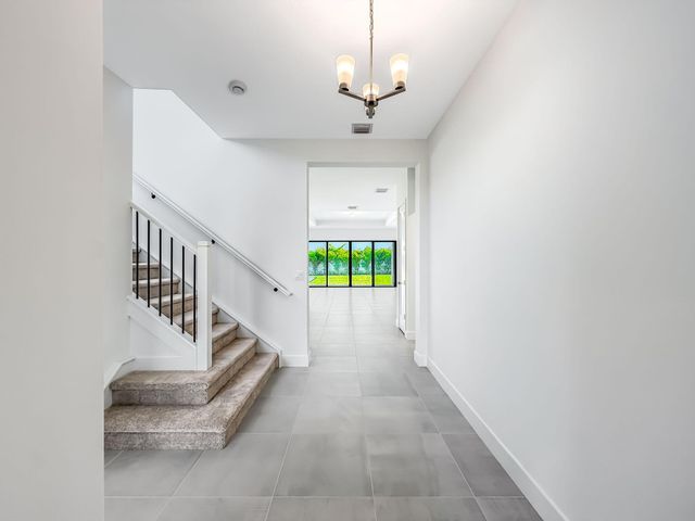 8286 Fishers Island Way, Boca Raton, FL 33434