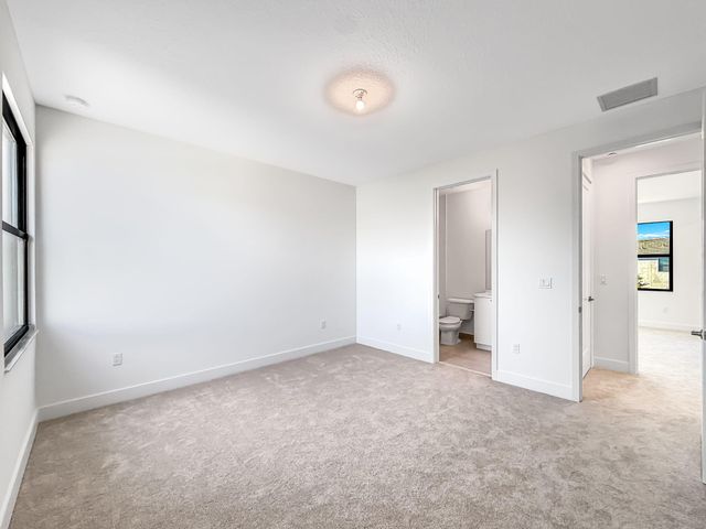 8286 Fishers Island Way, Boca Raton, FL 33434